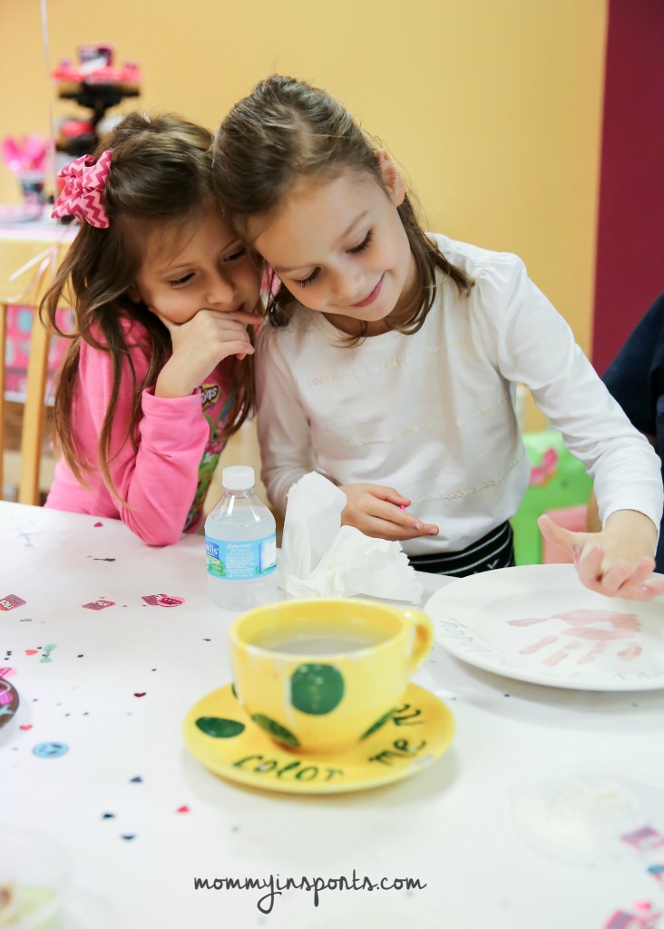 Looking to throw a simple yet rockin' rock star birthday party? Try one of these easy yet fun and creative ideas!