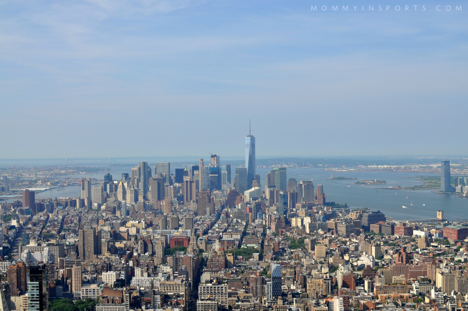 Planning a family vacation to New York City? Read this first, and learn some family friendly & money saving tips about navigating the big apple with your little ones!