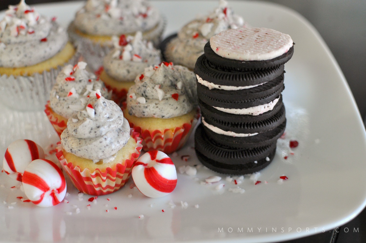 Looking for the perfect vanilla peppermint cupcakes recipe? Try these with some homemade peppermint Oreo frosting! Will spice up any holiday party!